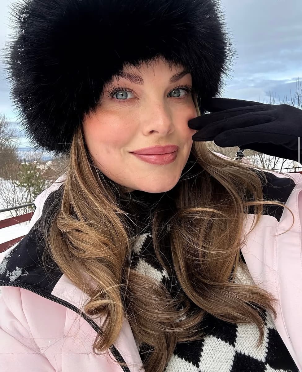 Jessica van Heerden enjoying a snowy day in Bakuriani